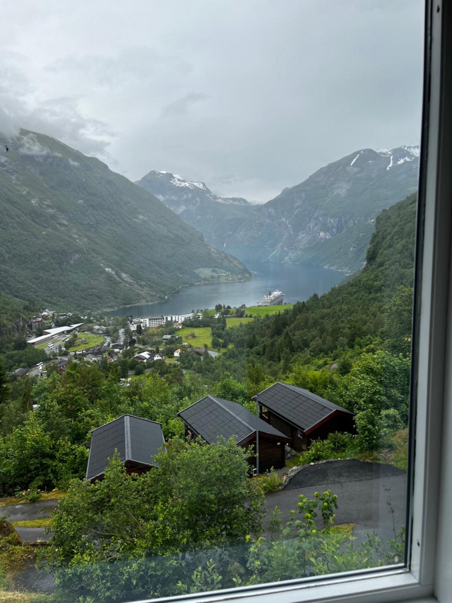 Fossen Accommodation Geiranger Bilik gambar